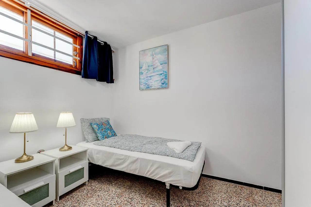 Los Cristianos Achacay Bluesky Apartment  לוס כריסטיאנוס
